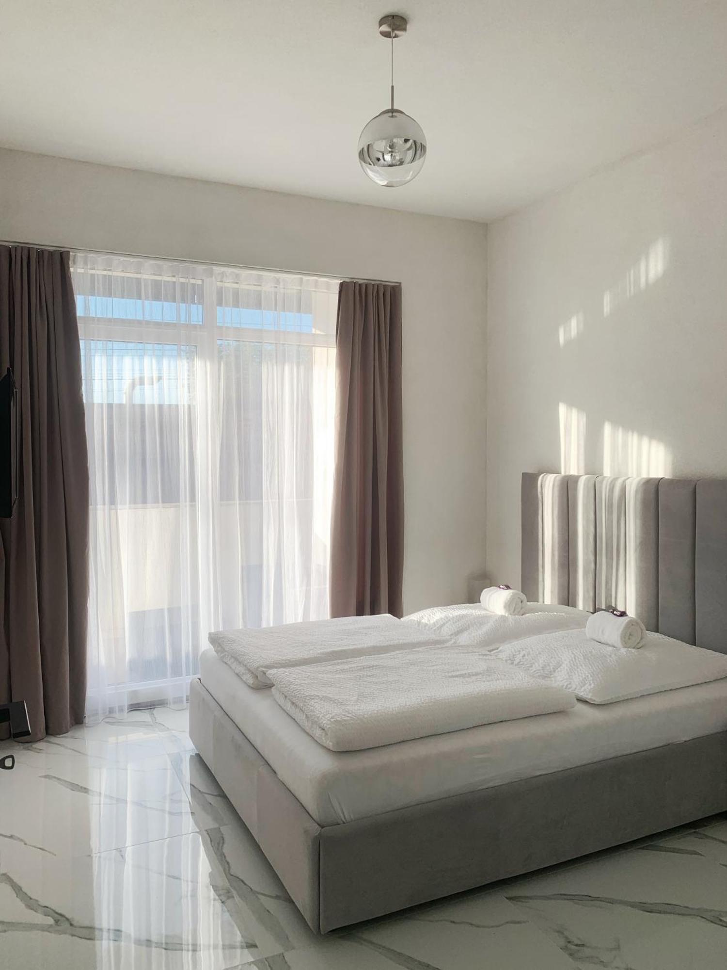 Silver Moon Residence 3 Arad Zewnętrze zdjęcie
